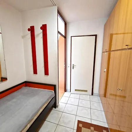 L04-005 * Heiligenhafen